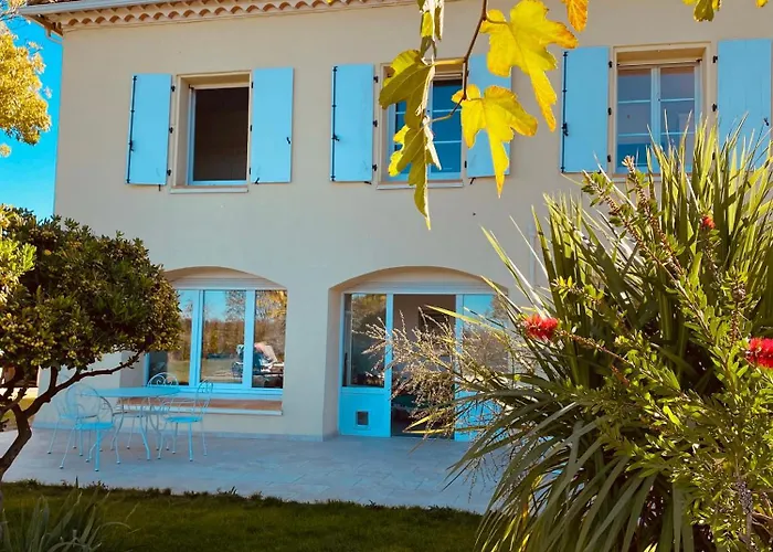 Villa V0861 Avec Piscine Privee Pour 8 A 10 Personnes *