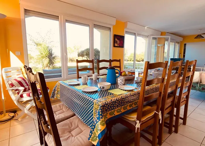 Villa V0861 Avec Piscine Privee Pour 8 A 10 Personnes Agde