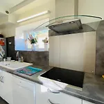 Villa Agence Jf Immo- Avec Piscine Privee Pour 8 A 10 Personnes V0861 *