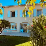 Villa Agence Jf Immo- Avec Piscine Privee Pour 8 A 10 Personnes V0861 *