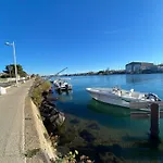 Villa Agence Jf Immo- Avec Piscine Privee Pour 8 A 10 Personnes V0861 *