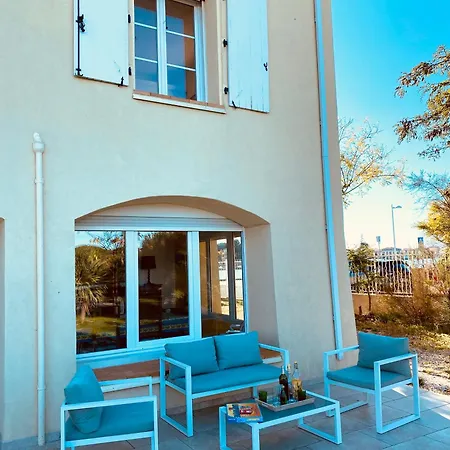 Villa V0861 Avec Piscine Privée Pour 8 à 10 Personnes
