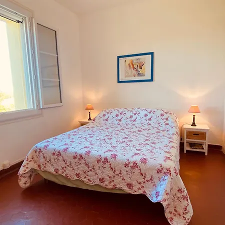 V0861 Avec Piscine Privée Pour 8 à 10 Personnes Villa *