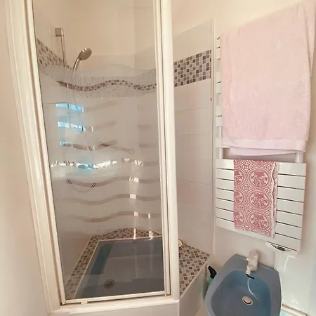 V0861 Avec Piscine Privée Pour 8 à 10 Personnes Agde