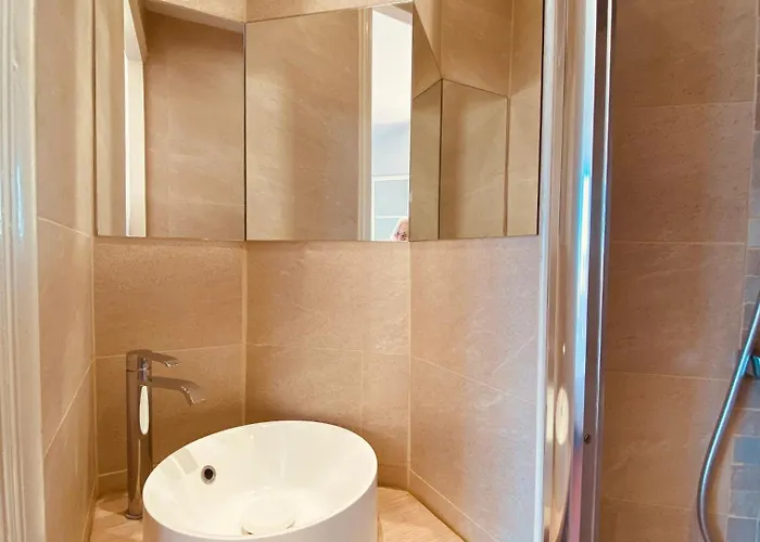 Willa V0861 Avec Piscine Privee Pour 8 A 10 Personnes *