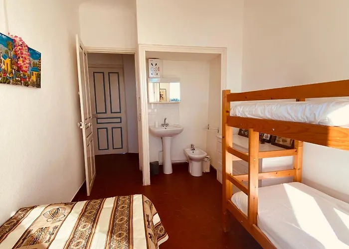 Willa V0861 Avec Piscine Privee Pour 8 A 10 Personnes Agde